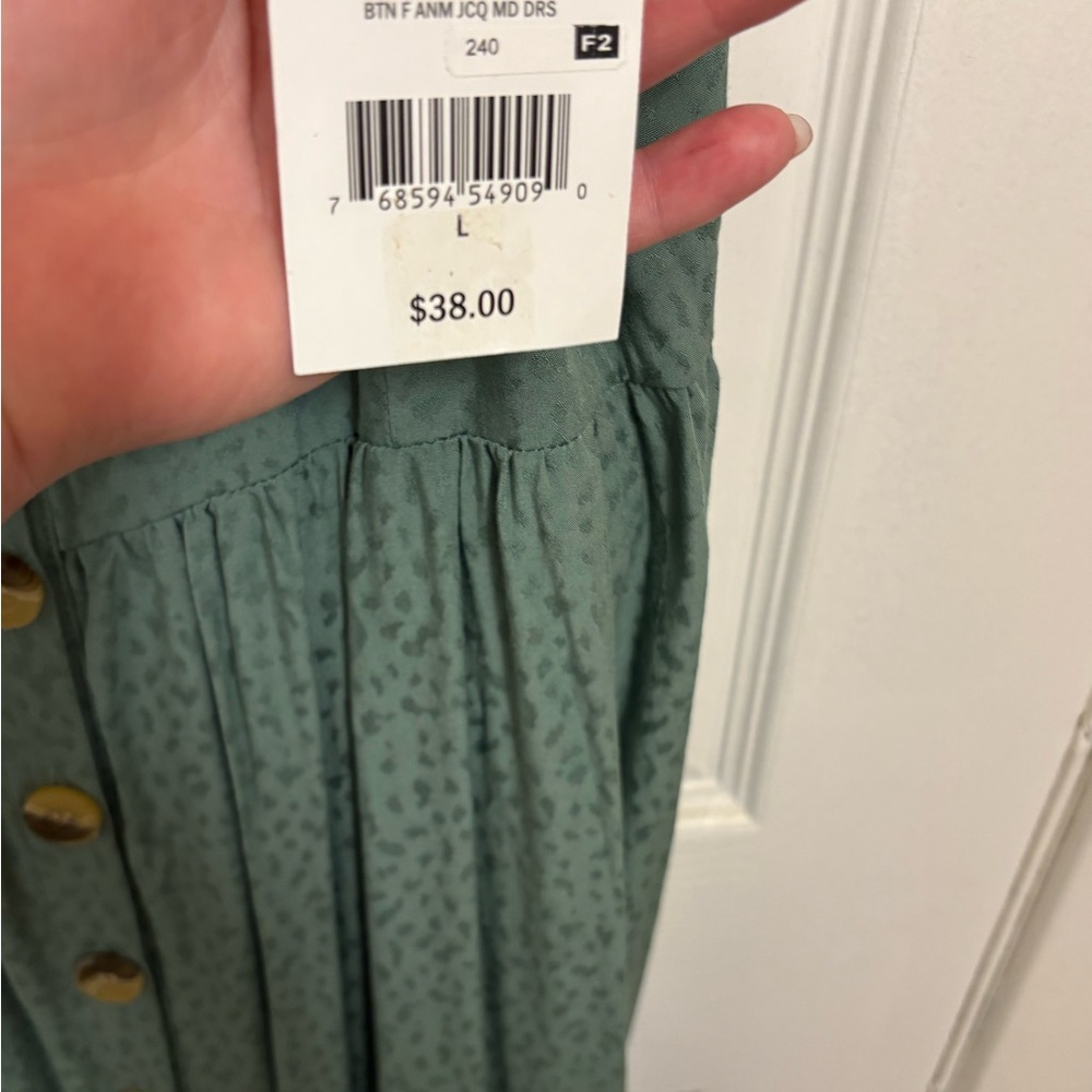NWT Chic Sleeveless Green Maxi Dress with Button Detail size L - Picture 5 of 9